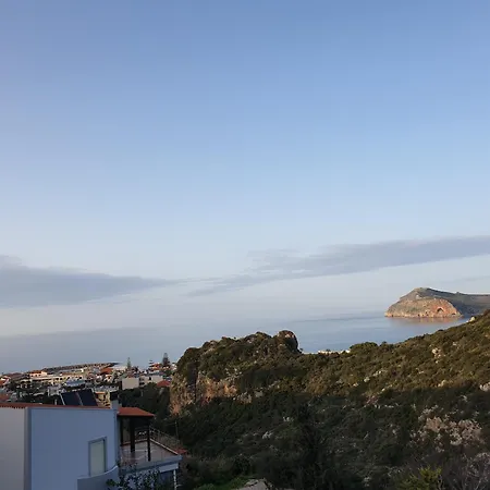 Claudia Διαμέρισμα Aγία Μαρίνα